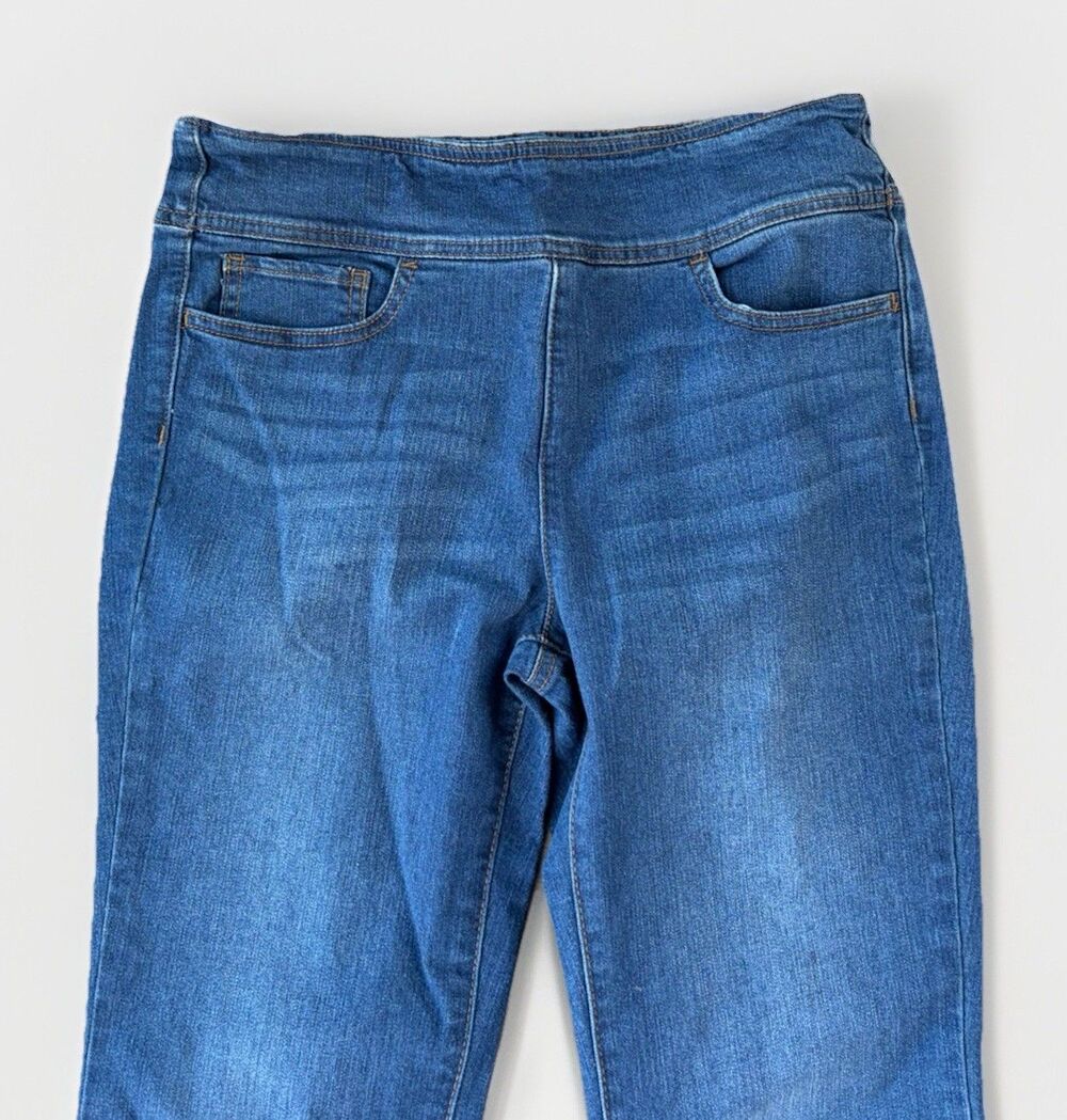 Sofia Vergara Pull On Melisa Flare Jeans Size 8 - Picture 3 of 8